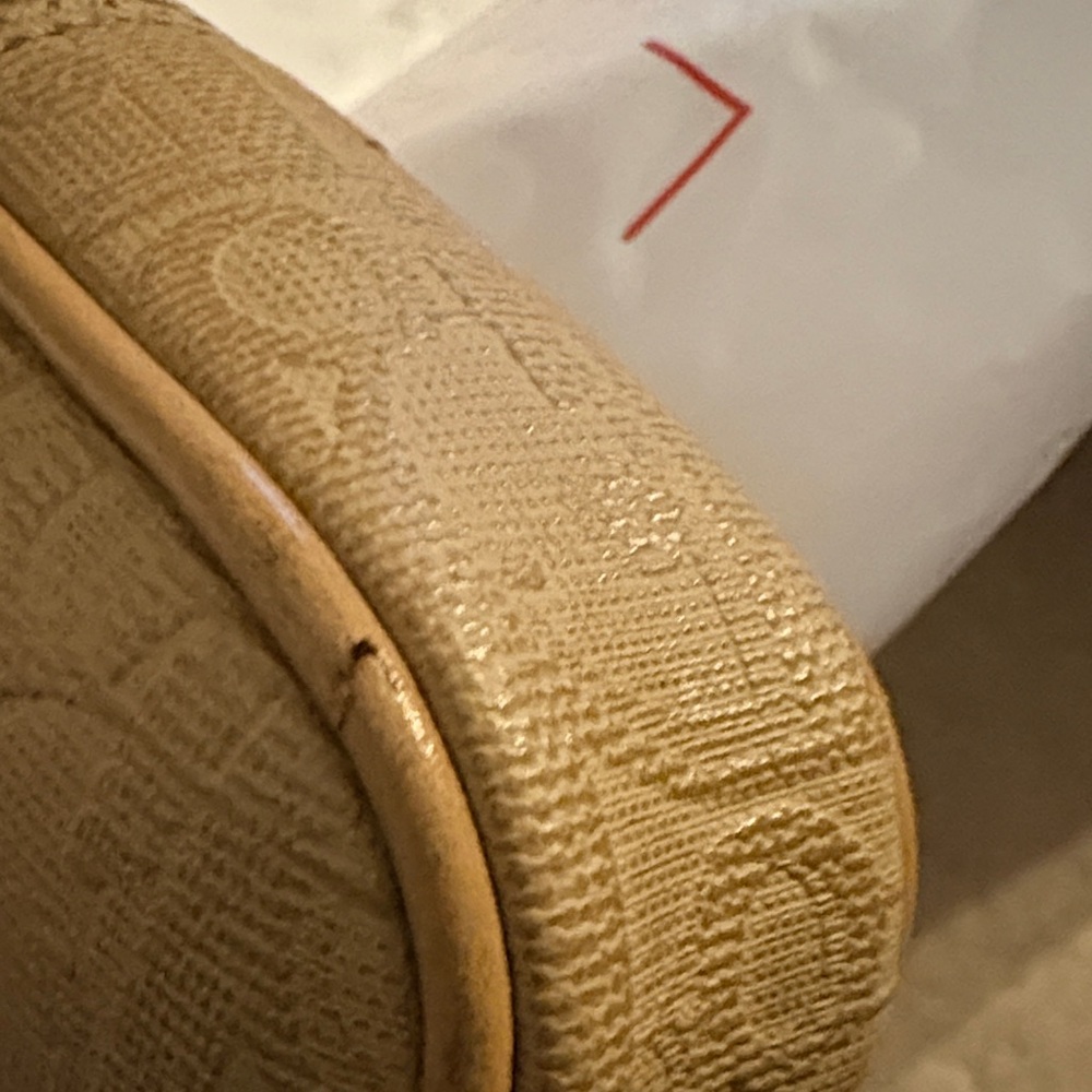 Dior Gold and Tan Clutch coin purse - Picture 4 of 8